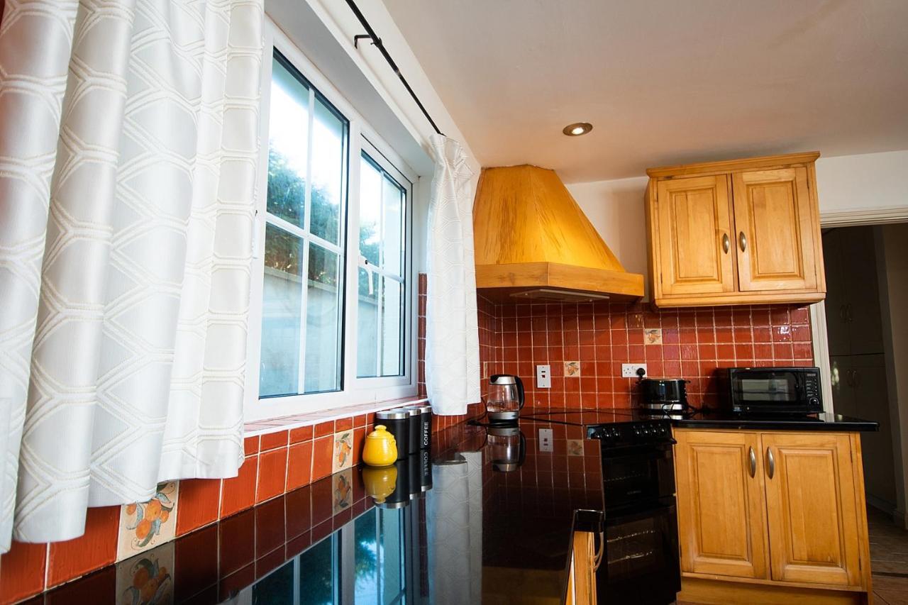 Bradog House - Beautiful 4 Bedroom House In Central Bundoran Exteriör bild