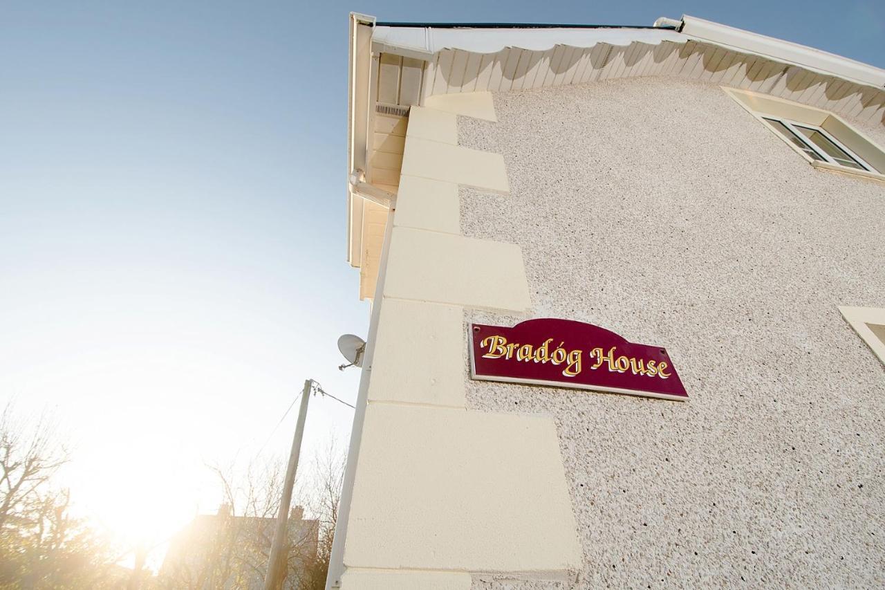 Bradog House - Beautiful 4 Bedroom House In Central Bundoran Exteriör bild